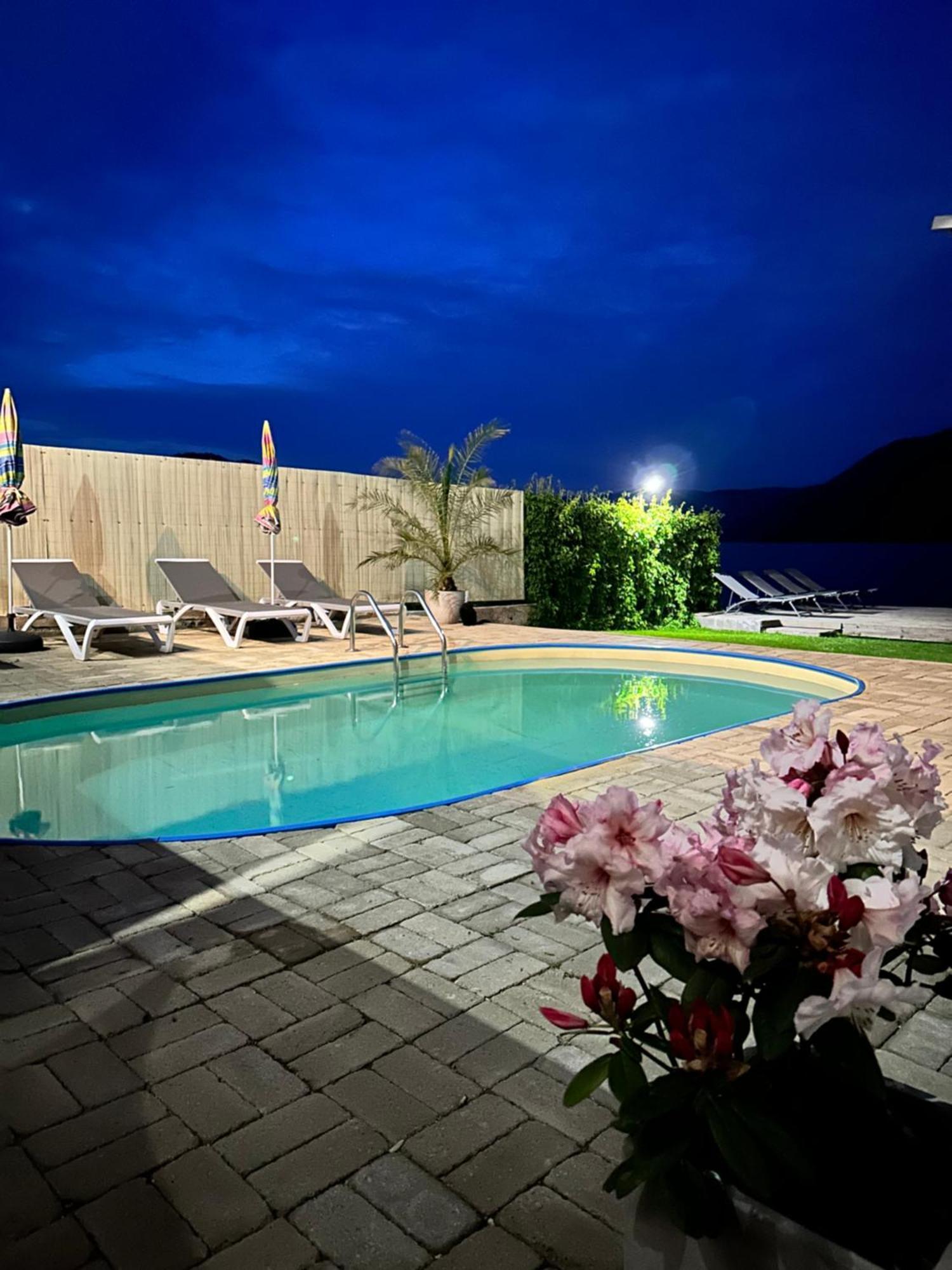 Casa Nube Hotel Orsova Exterior photo