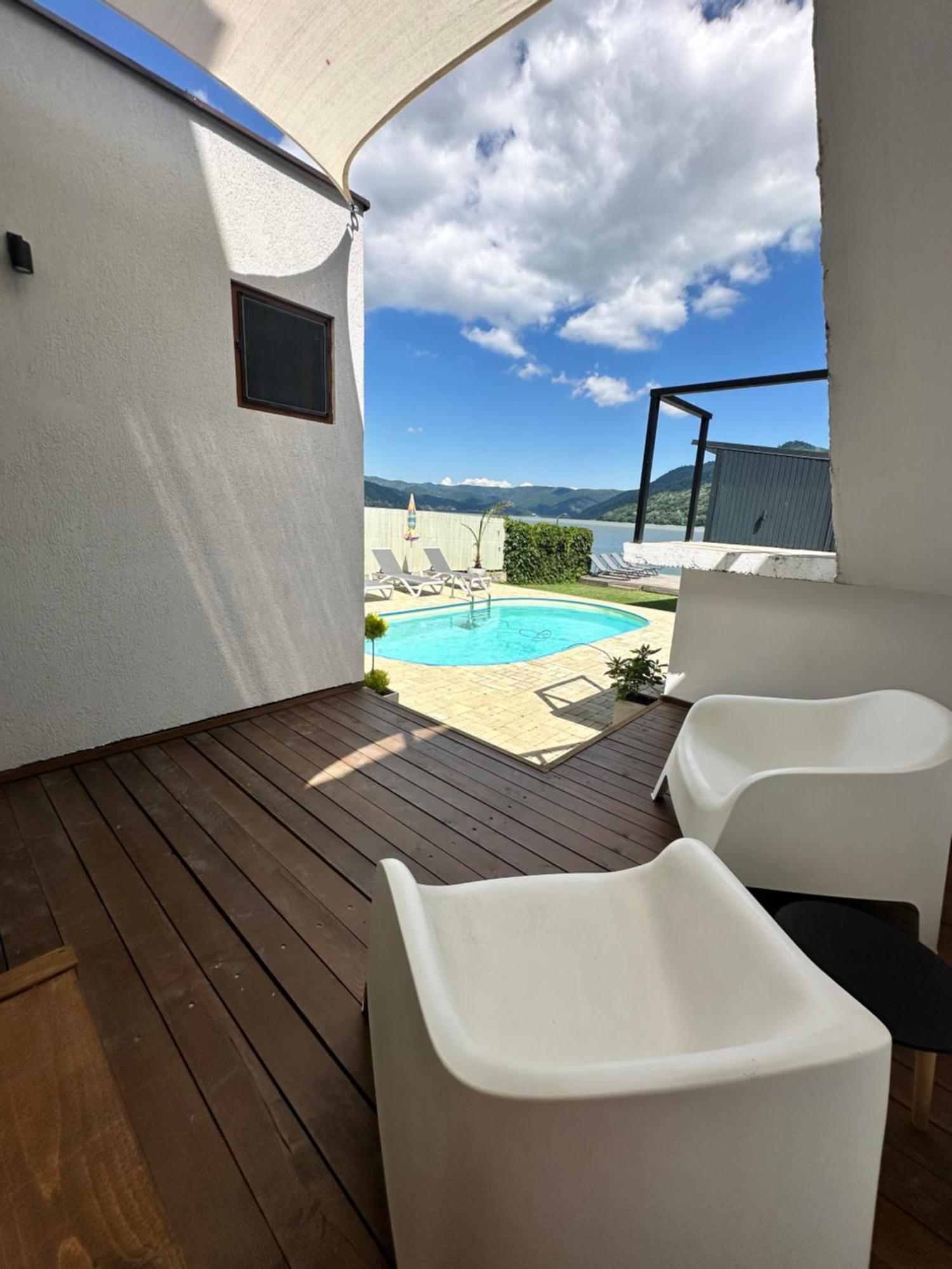 Casa Nube Hotel Orsova Exterior photo